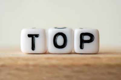 世界トップレベルの最適化ソリューション 最適化とAIを用いたテーブルデータ解析に関しては,世界トップレベルのソリューション提供が可能です.長年の様々な課題解決の知見を活かして課題に応じた柔軟な対応が可能であることが強みです.
ソルバーは買ってくれば良いですが,モデリングは課題整理や解決経験と理論知識が必要で簡単には取得できません.最適化課題解決の多くの失敗はモデリングによるものです.